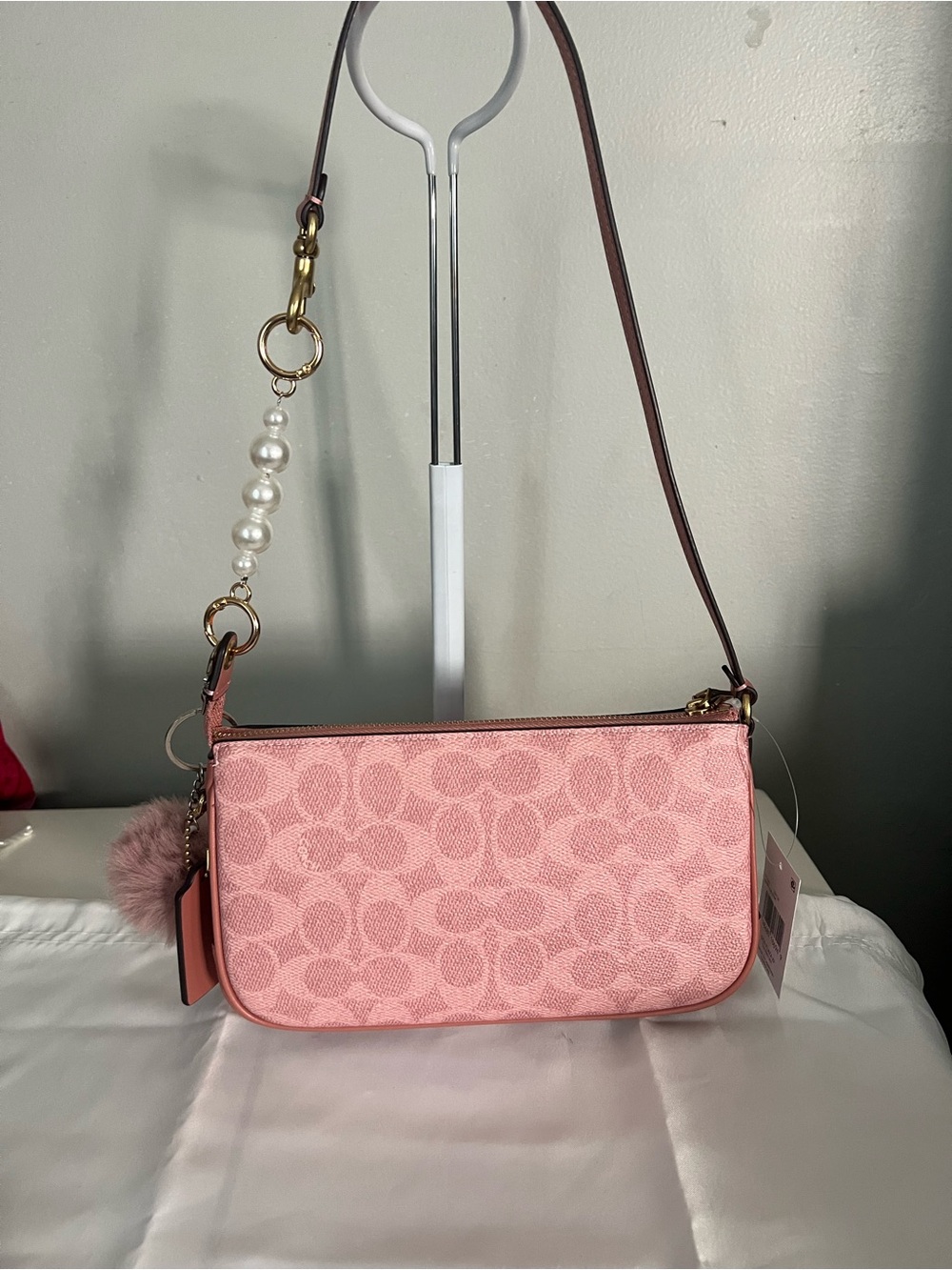 Coach Shoulder Bag with Matching Card Case - Picture 4 of 11